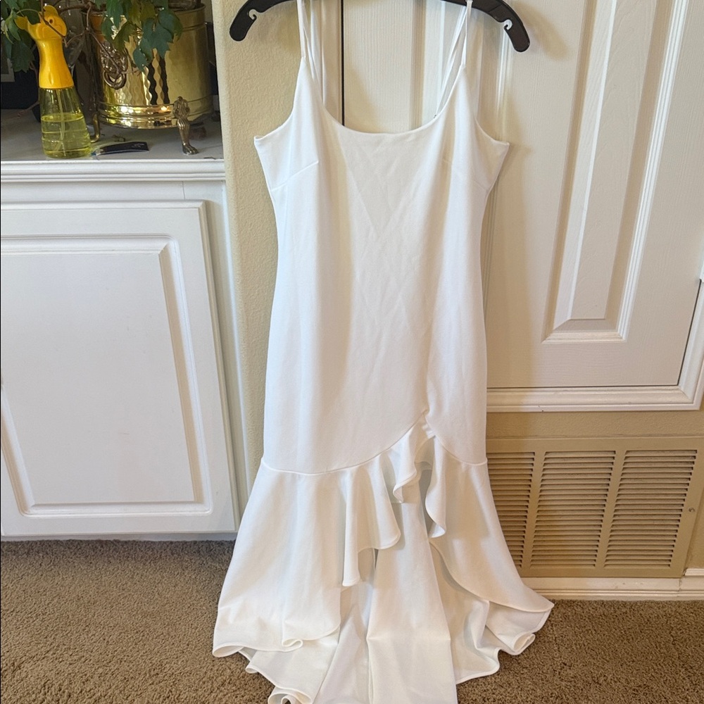 Selfie Leslie White Maxi Dress with Ruffle Hem bridal dress hourglass figure